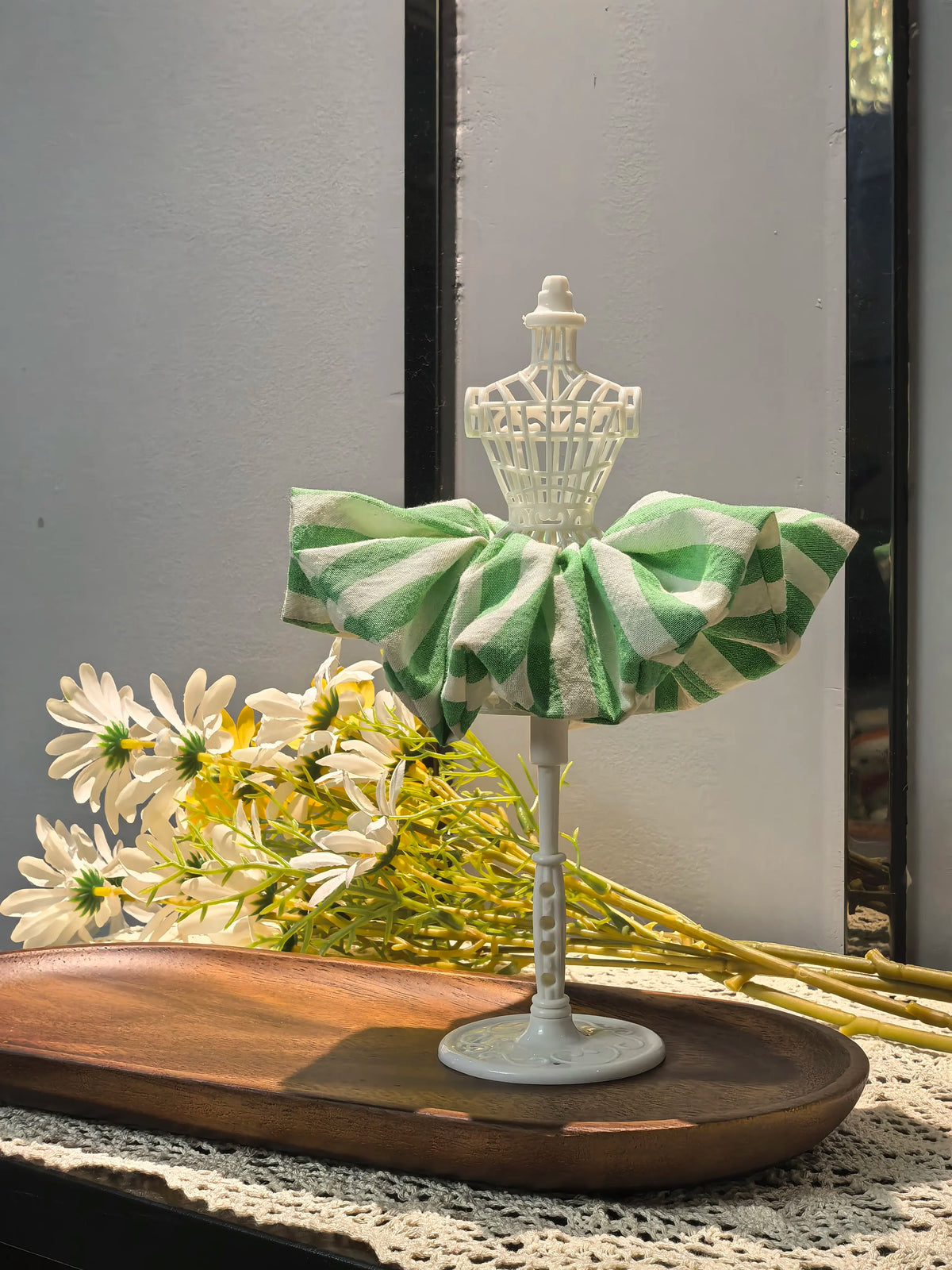 Chouchou fait main en coton rayé vert et blanc