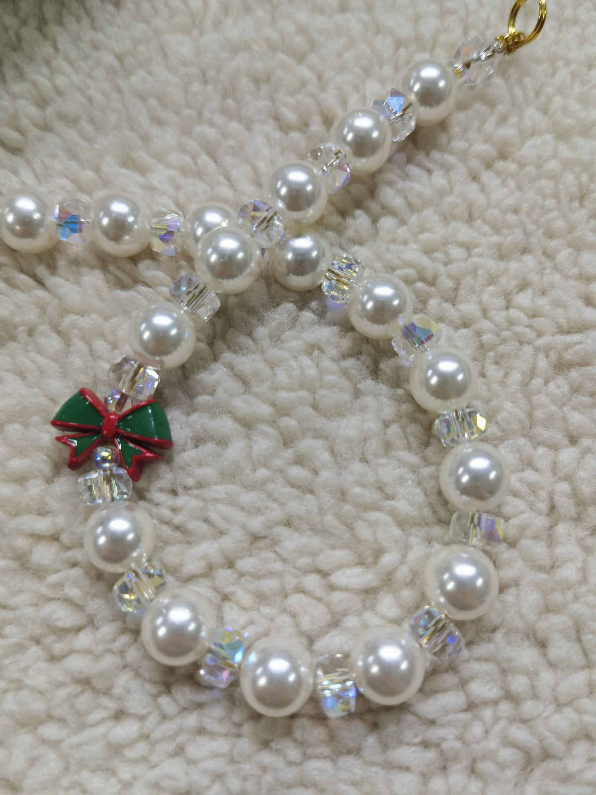 Handcrafted Pearl Bow Phone Chain