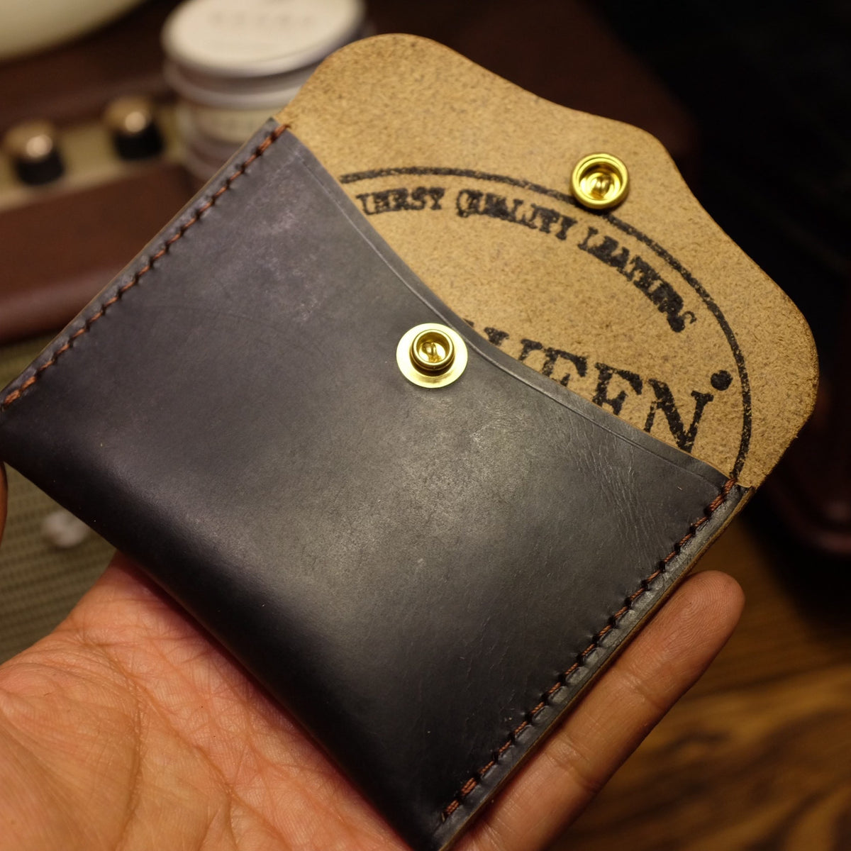 Compact Leather Wallet with Eight Card Slots