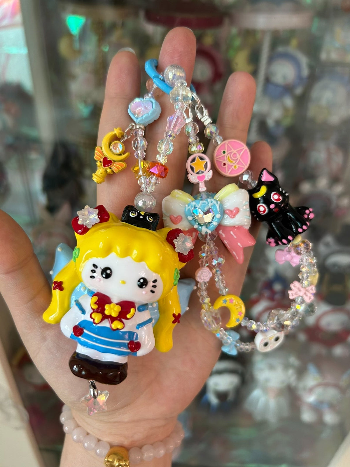 Dragonne de téléphone en perles avec pendentif chat