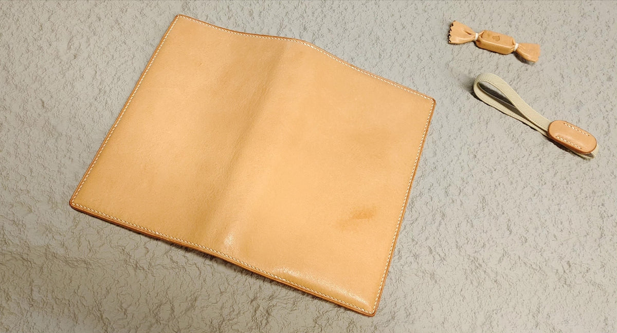 Capa de Caderno de folhas soltas A6 em Couro Italiano