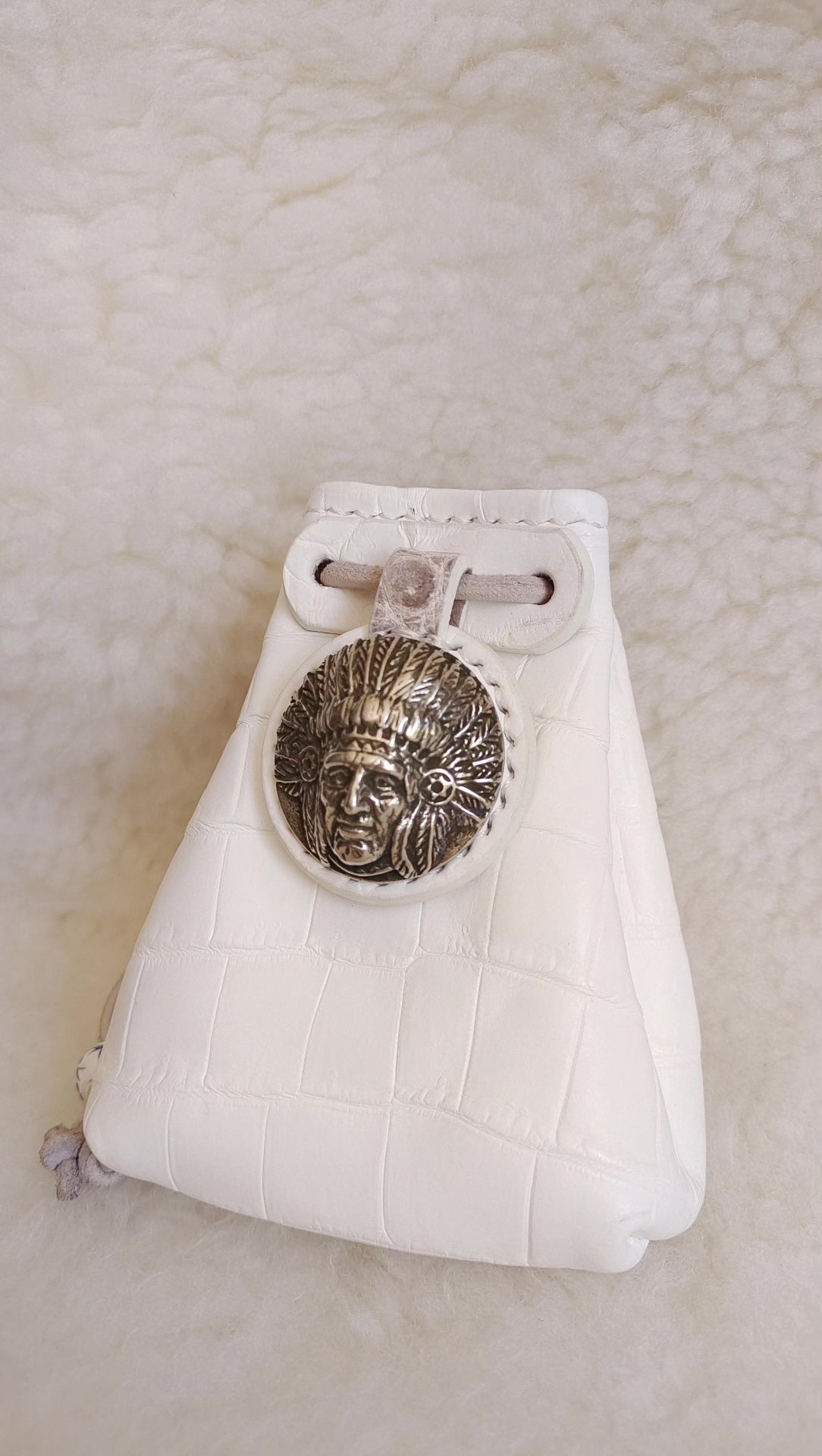 Porte-monnaie en cuir de crocodile de l'Himalaya