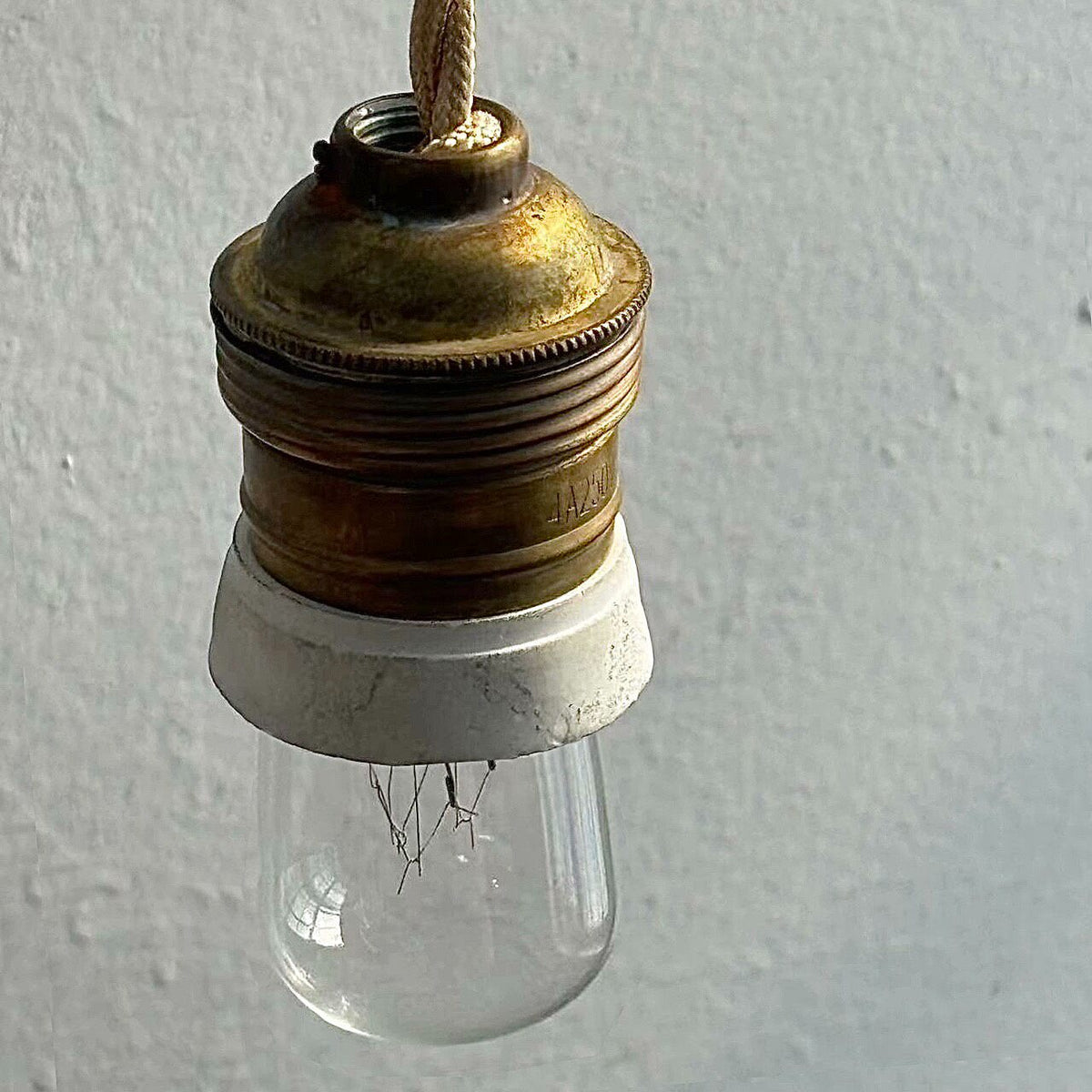934301546880 - Image 4