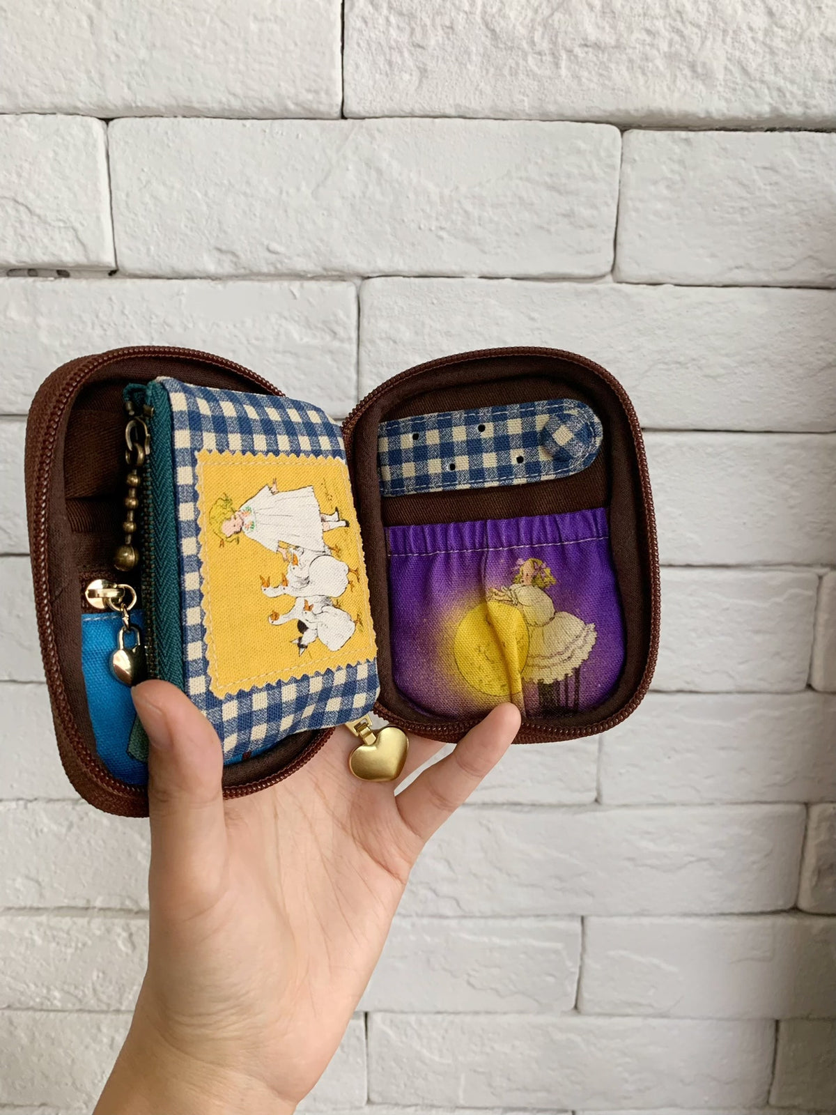 Navy Oxford Zippered Pouch with Tapestry Art