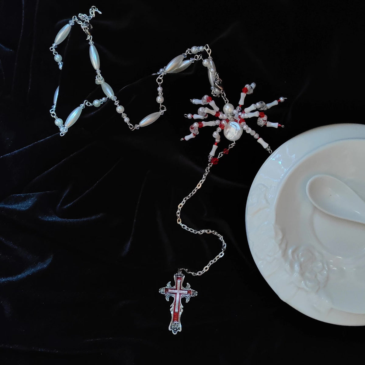 Poseable Bead Spider Lariat Necklace