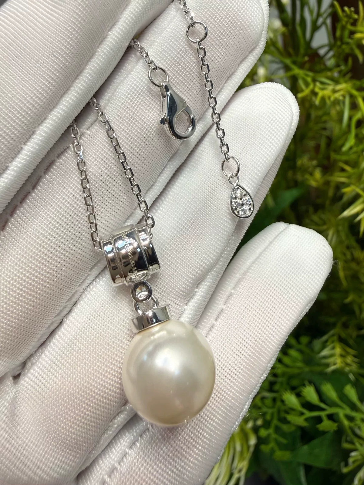 Emerald Green Pearl Pendant Necklace S925 Silver