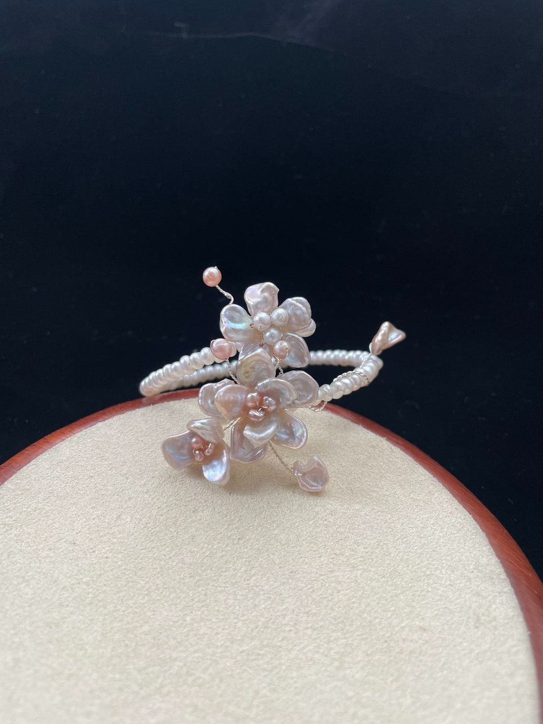 1052773868739 - Image 1