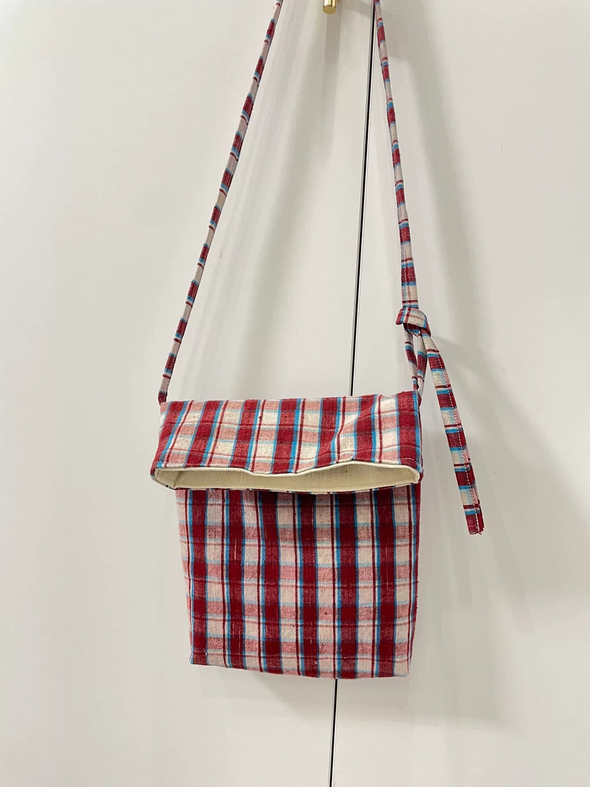 Handgefertigte Karo-Baumwoll-Schultertasche