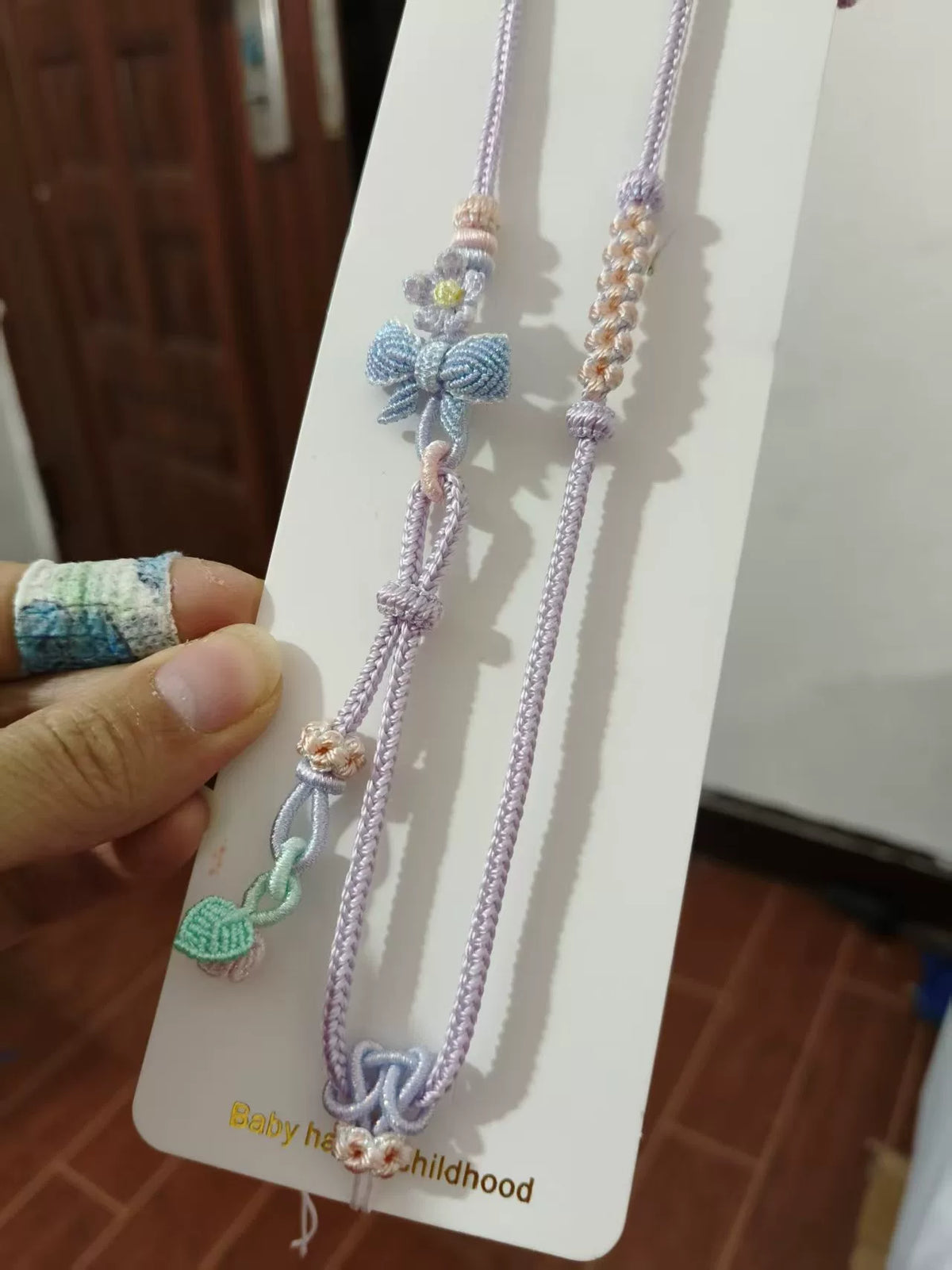 Cordão de Colar Lavanda Tecido à Mão com Laço