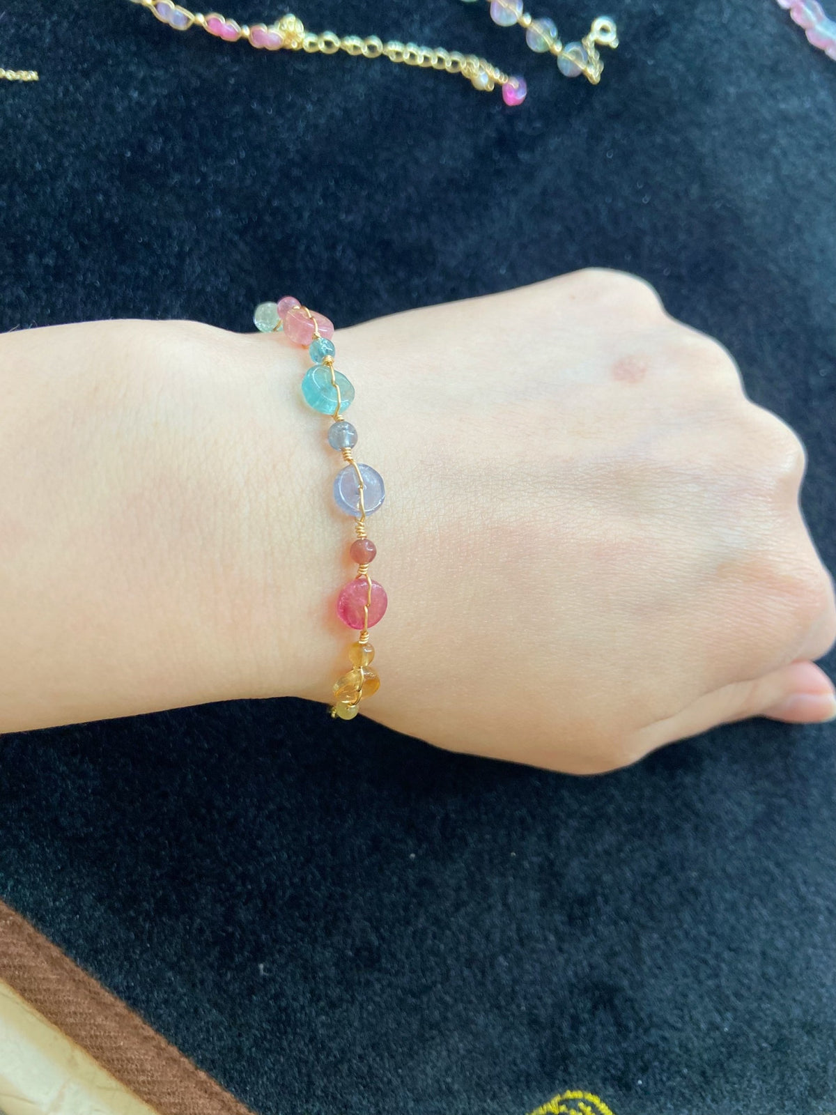 Pulsera Arcoíris Artesanal de Turmalina