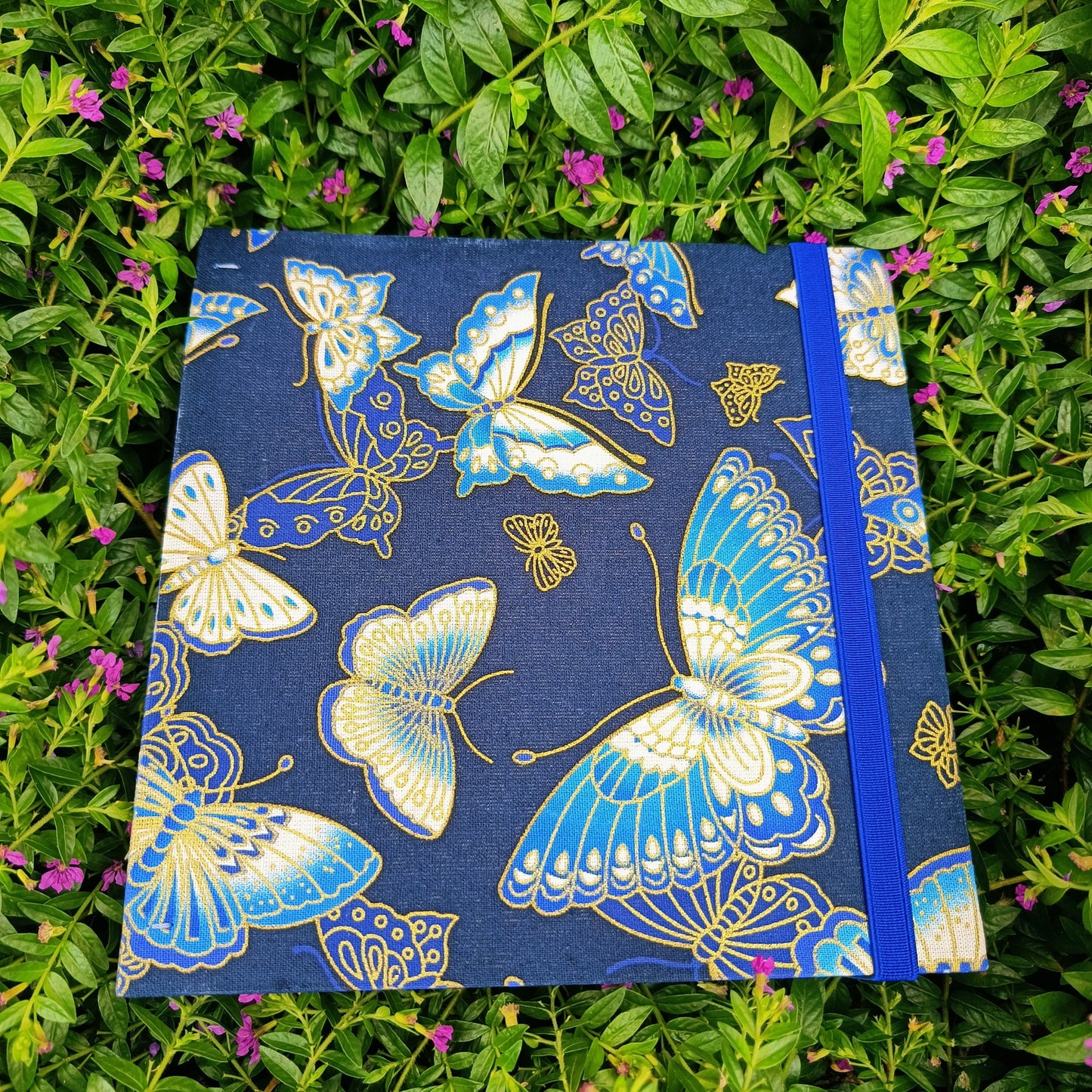 Hand-Stitched Watercolor Sketchbook, 19cm Square, 46 Pages, 300gsm Paper