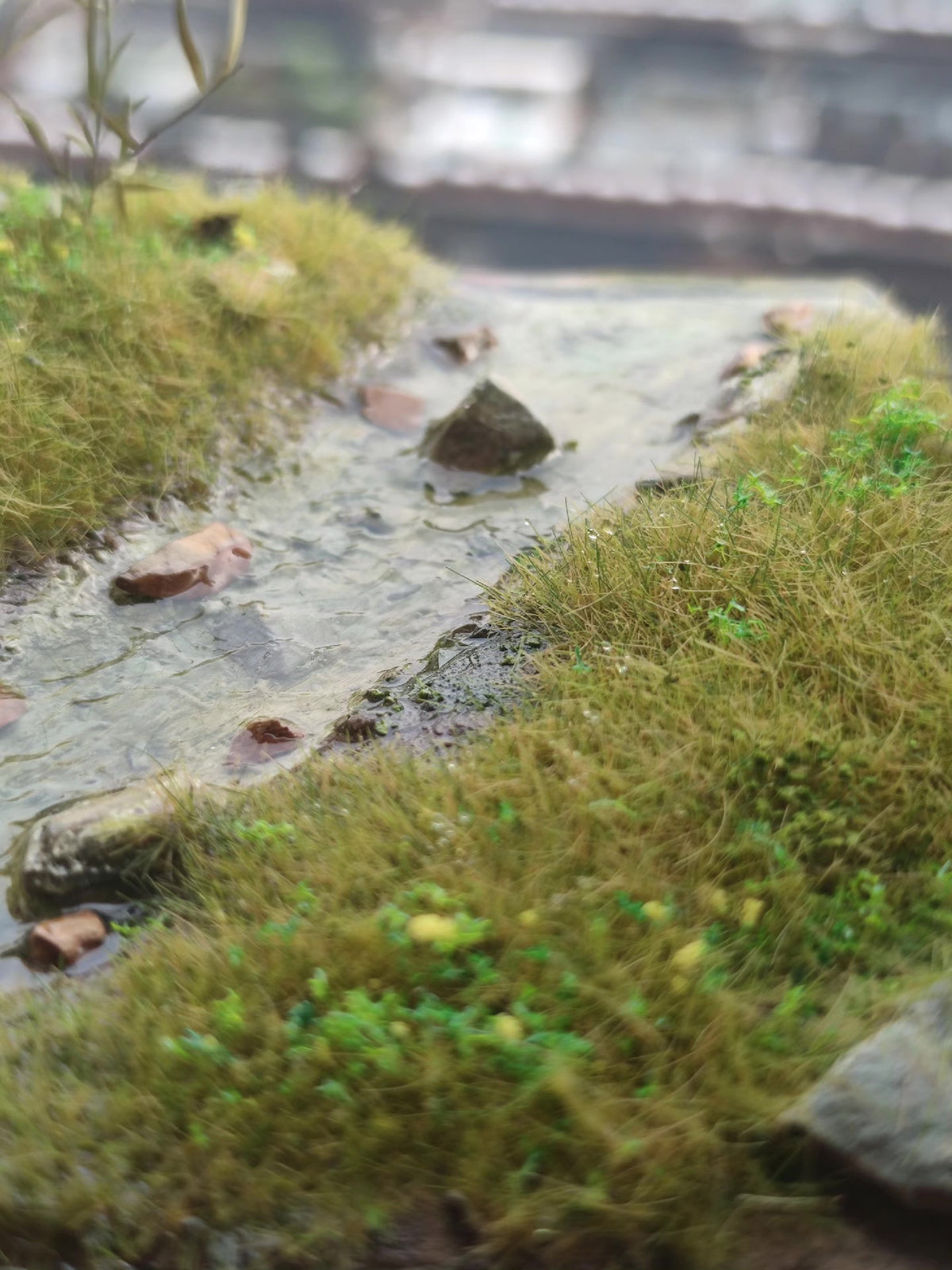 Base de diorama con arroyo a escala 1:64