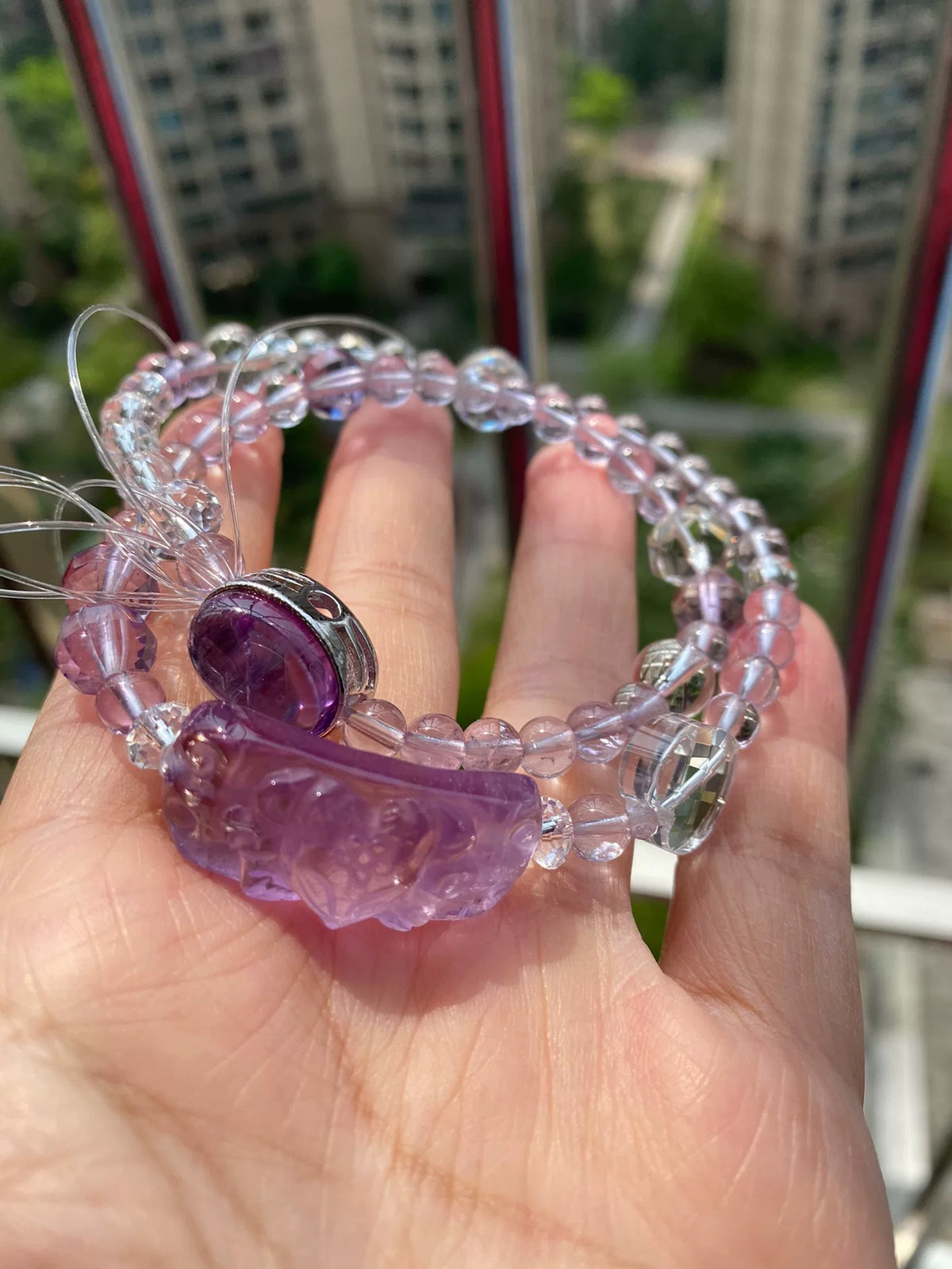 Bracciale a doppio avvolgimento in ametista e cristallo con ciondolo volpe