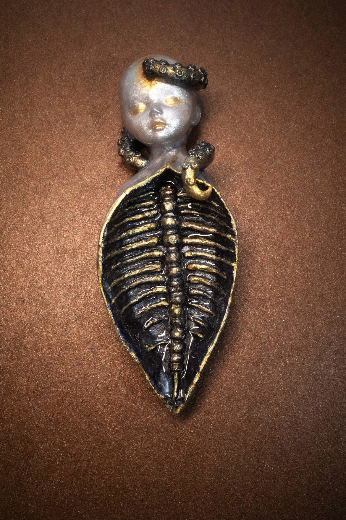 Cthulhu Black Gold Rib Incense Tray