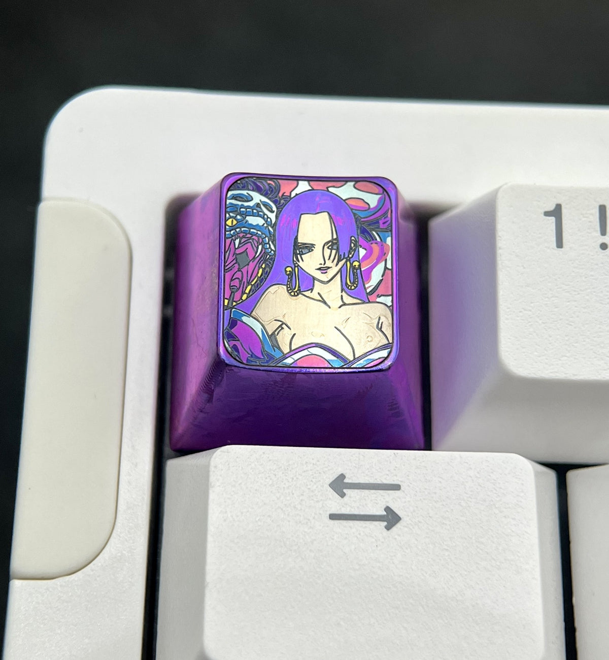 One Piece Boa Hancock 1u Titanium Alloy Keycap