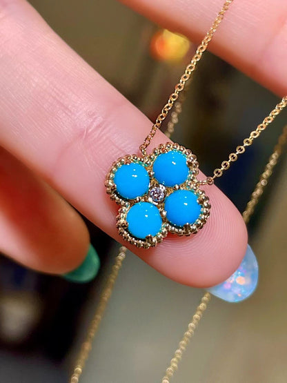 18K Gold Four-Leaf Clover Necklace with 4mm Blue Stones and Center Diamond