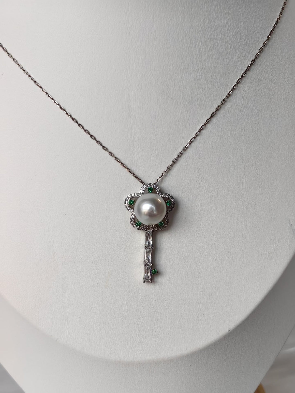 South Sea Pearl Key Pendant S925 Sterling Silver Necklace