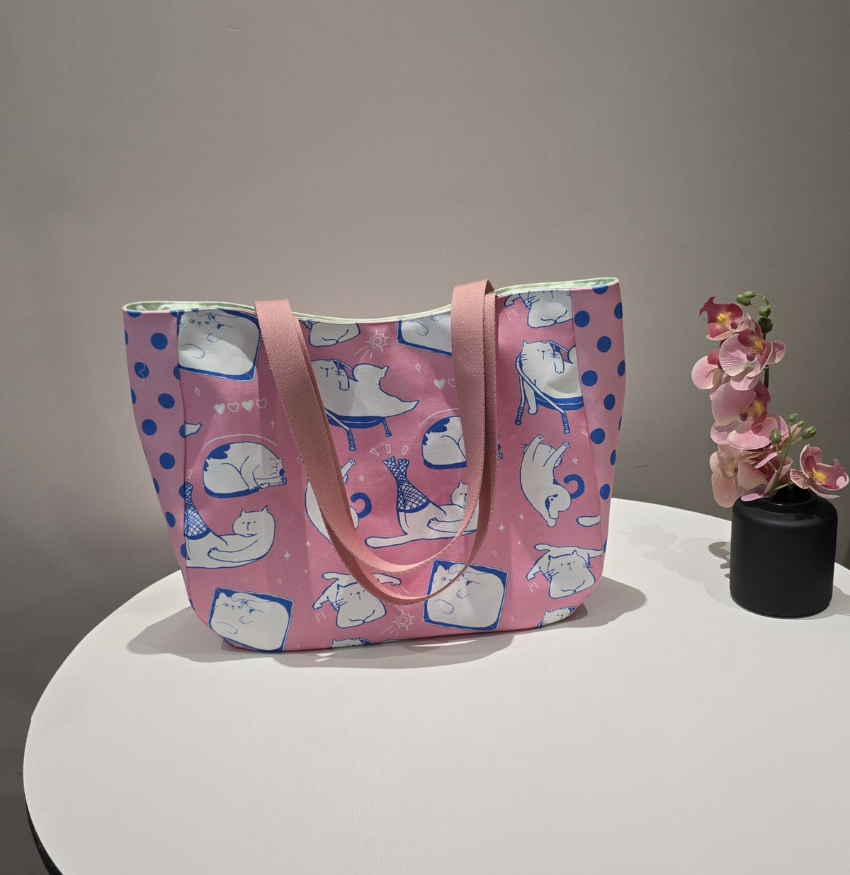 Cat Tote Bag with Polka Dot Print