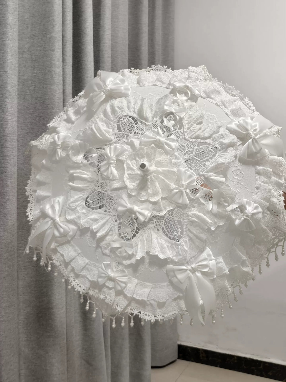 Handmade Pure White Long Handle Lace Parasol