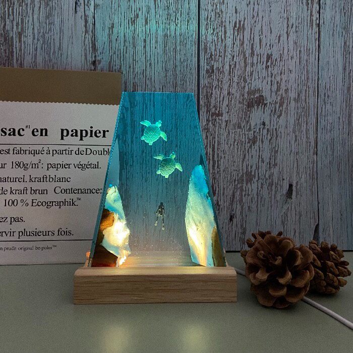 Handmade Resin Turtle Diver Lamp