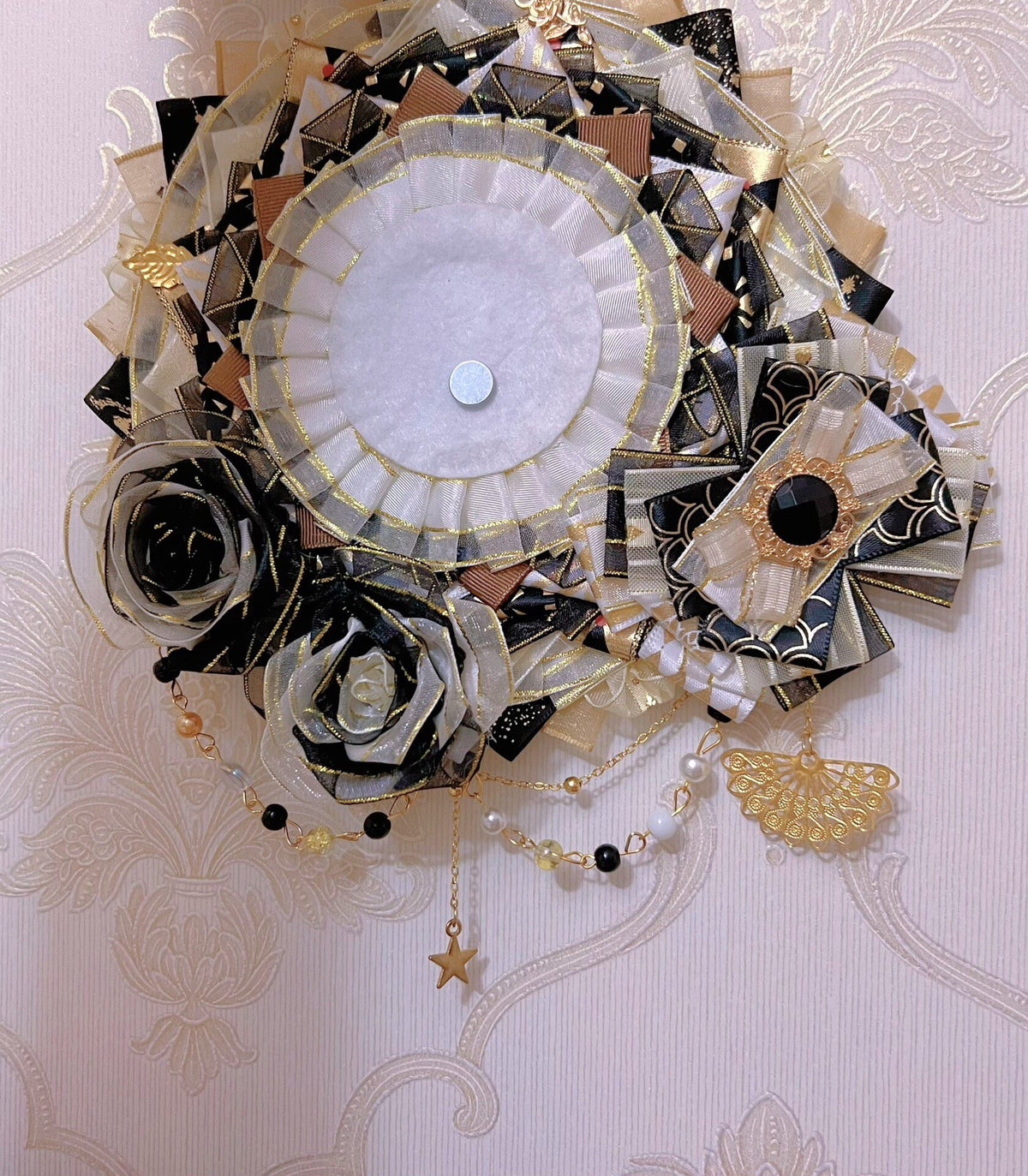 Black Gold Badge Holder 75mm Rose Beaded Chain