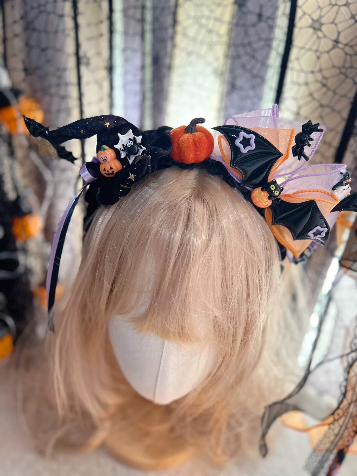 Halloween-set med trollstav, häxhatt-pannband och hårspännen