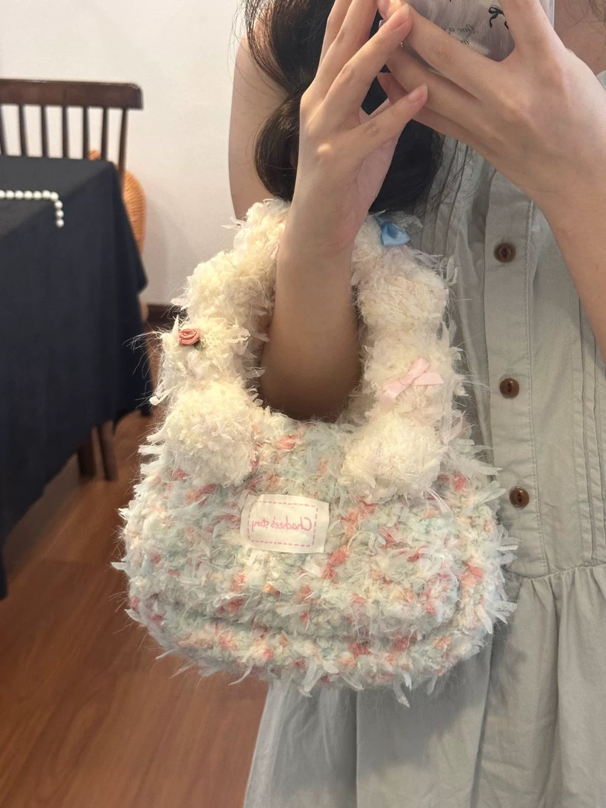 Bolso de ganchillo en forma de concha de hilo mixto