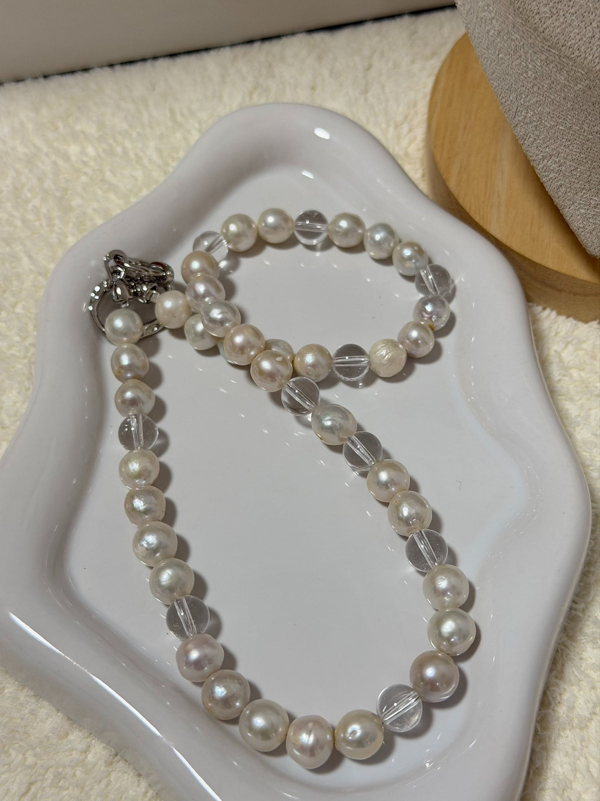 Collier de perles d'eau douce et cristal transparent