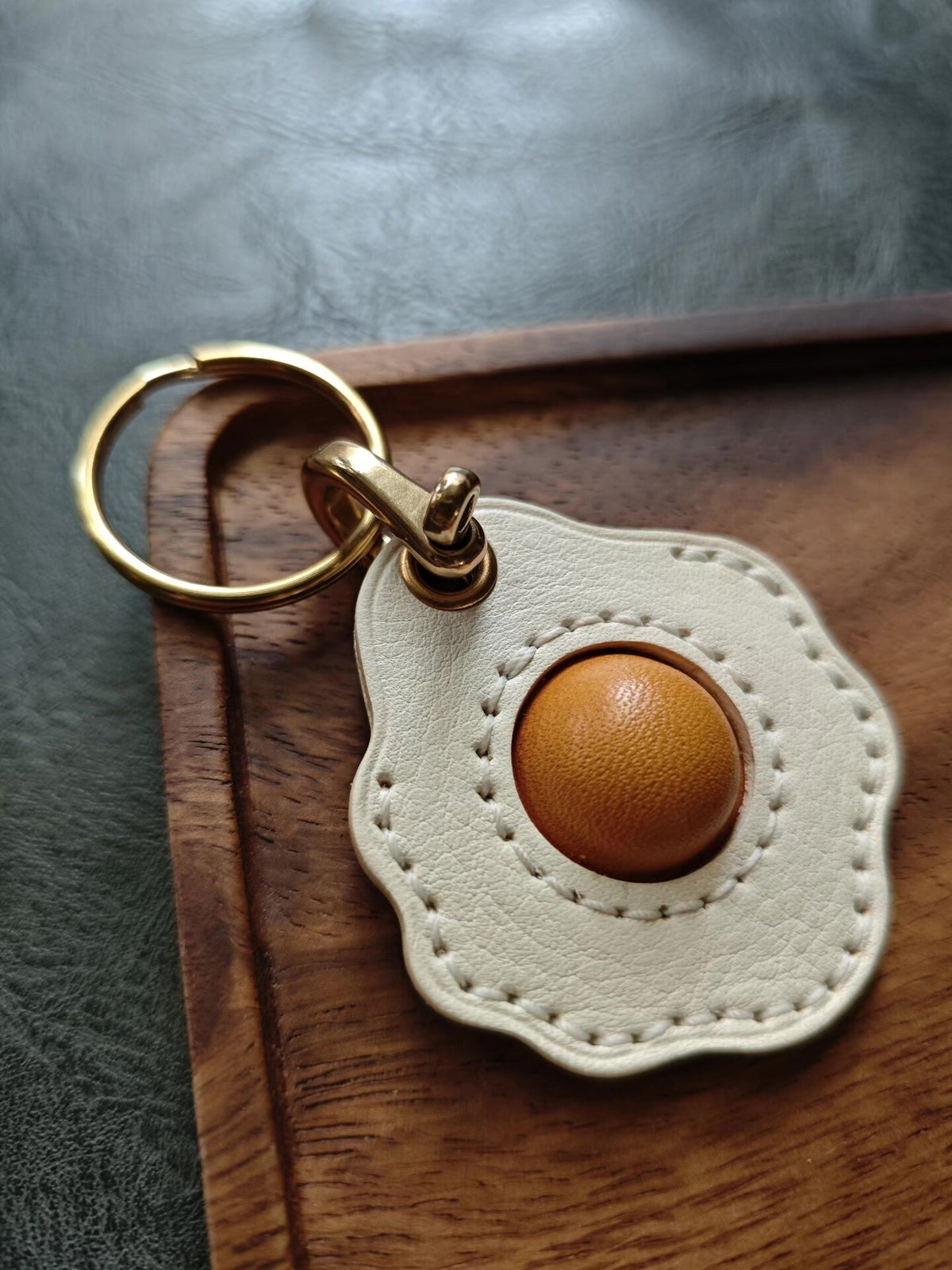 AirTag Leather Fried Egg Holder