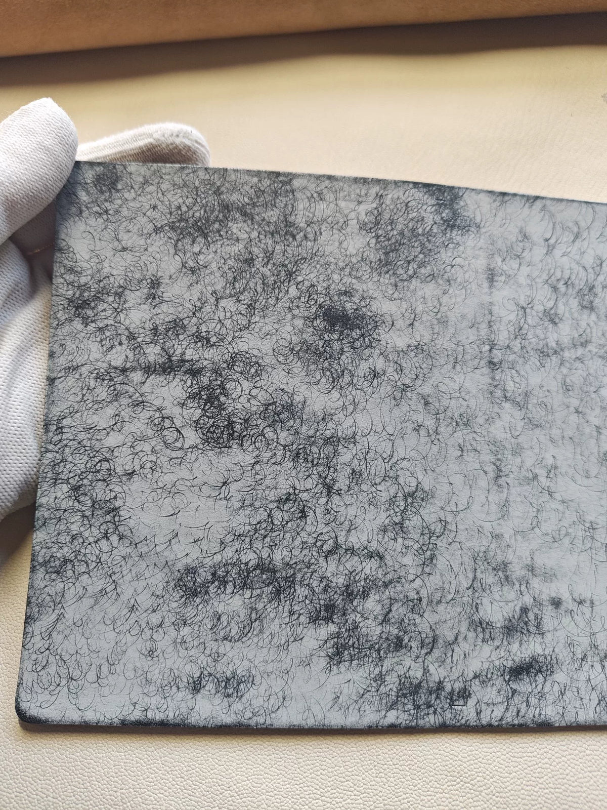 Copertina per taccuino A7 in pelle con cera nera e 13 anelli