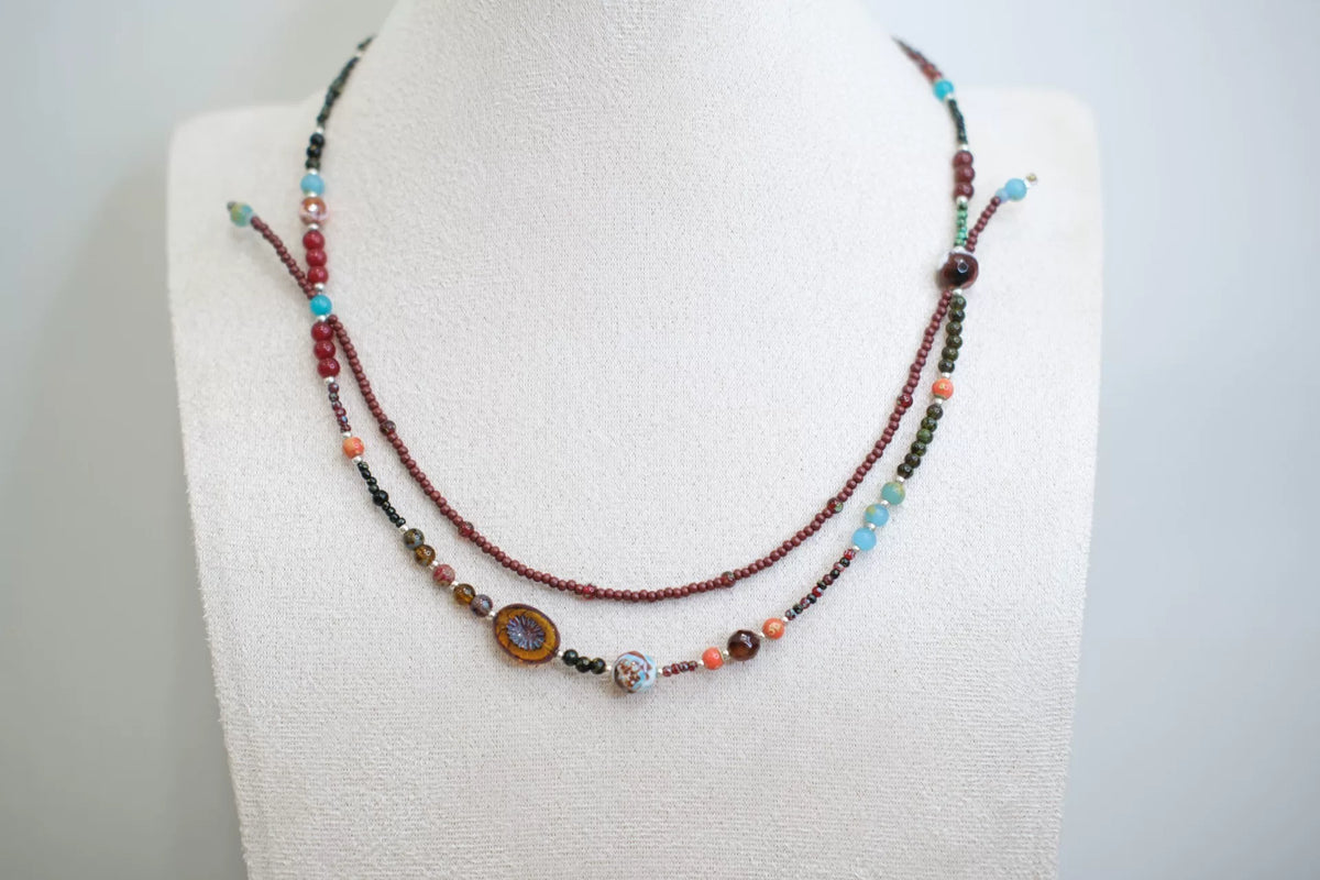 Collana a doppio strato marrone Maillard