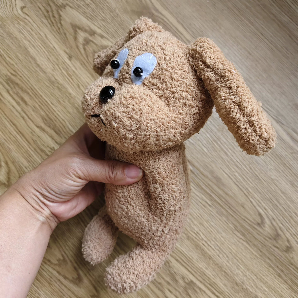 Handgenähte kamelfarbene Sockenpuppe Welpe