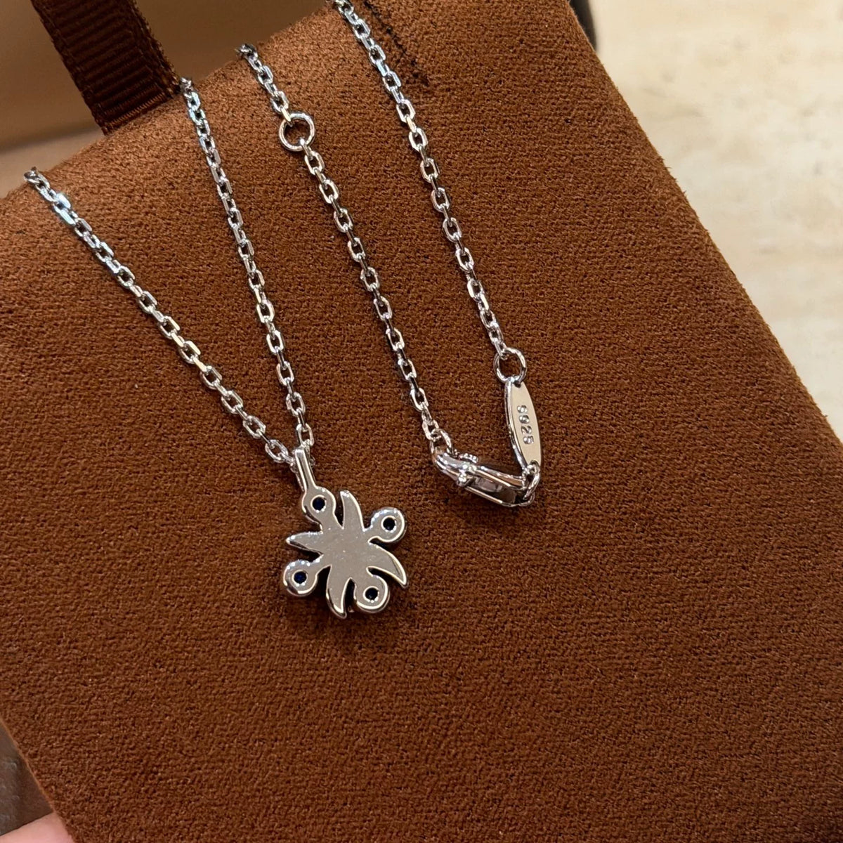 Collier pendentif croisé argent S925 bleu royal