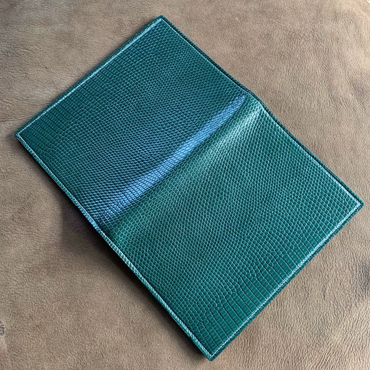 Étui de carnet A5 en cuir de varan vert
