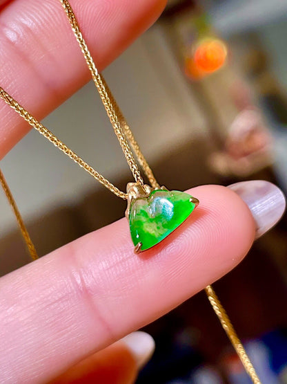18K Gold Jadeite Mountain Pendant Necklace, 9x5.3mm