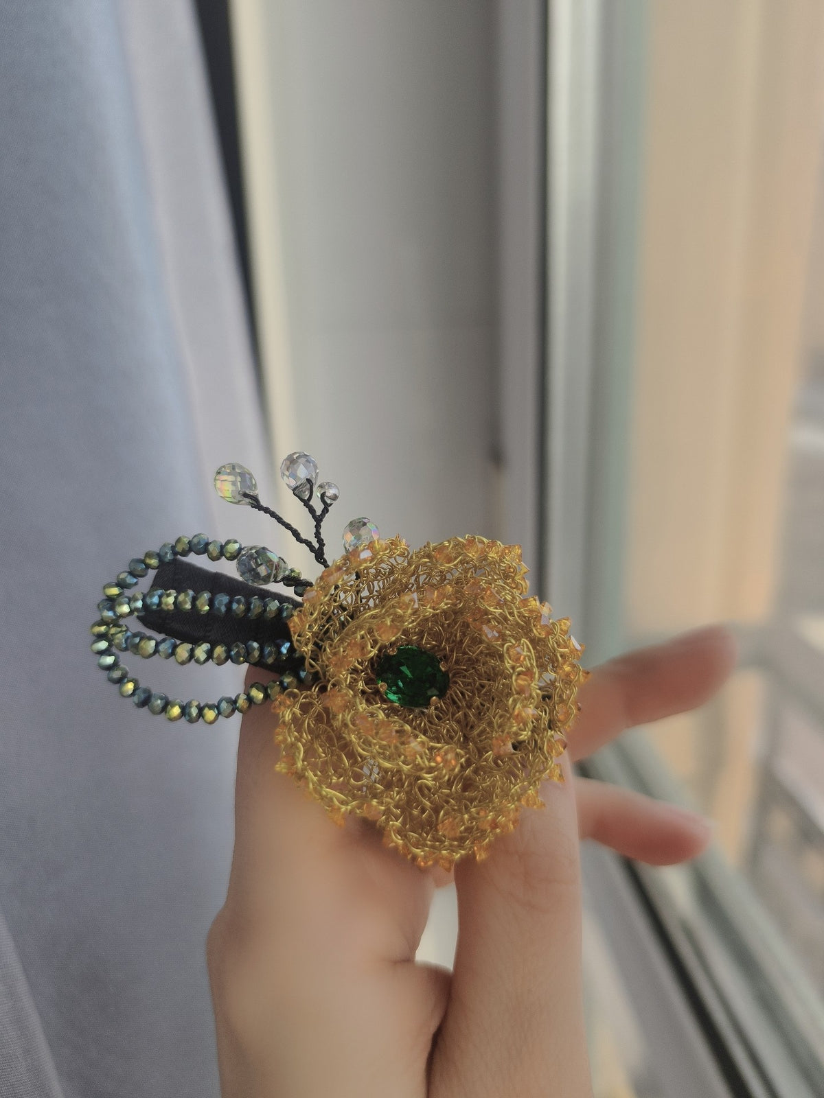 Golden Peony Duckbill Hair Clip