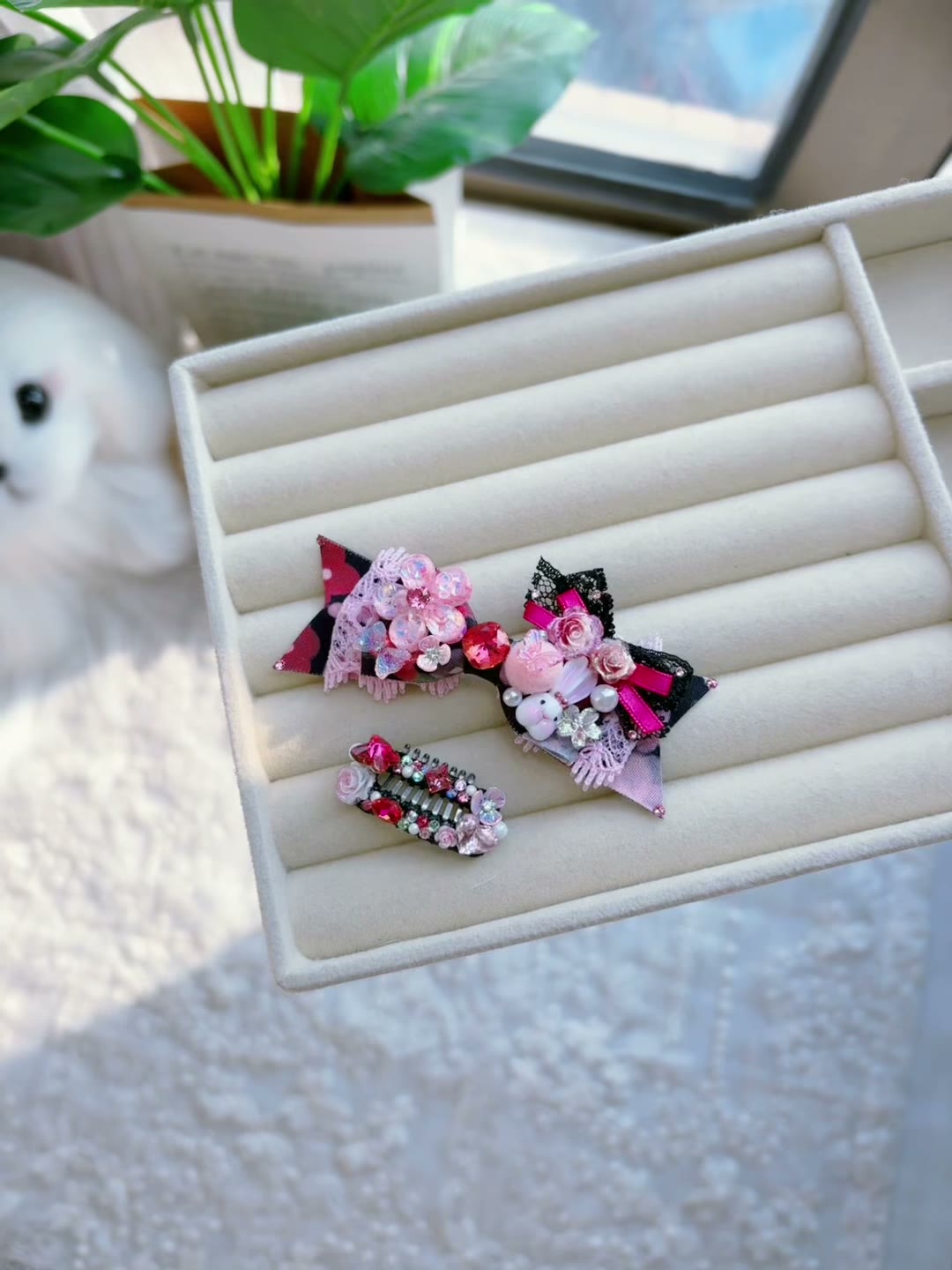 Sweet Mint Pet Hair Accessories Black Pink Frog Set