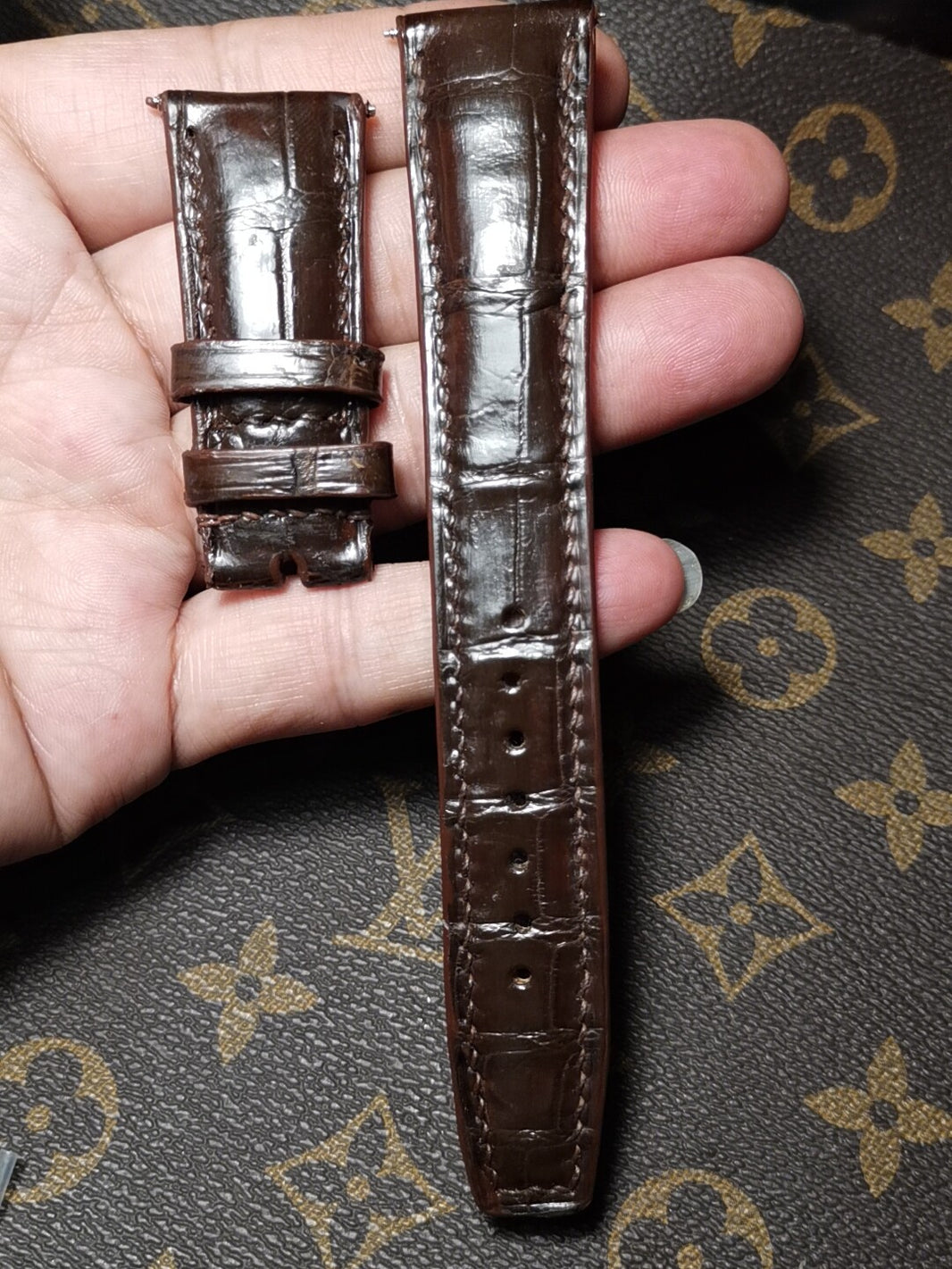655740235661 - Image 1