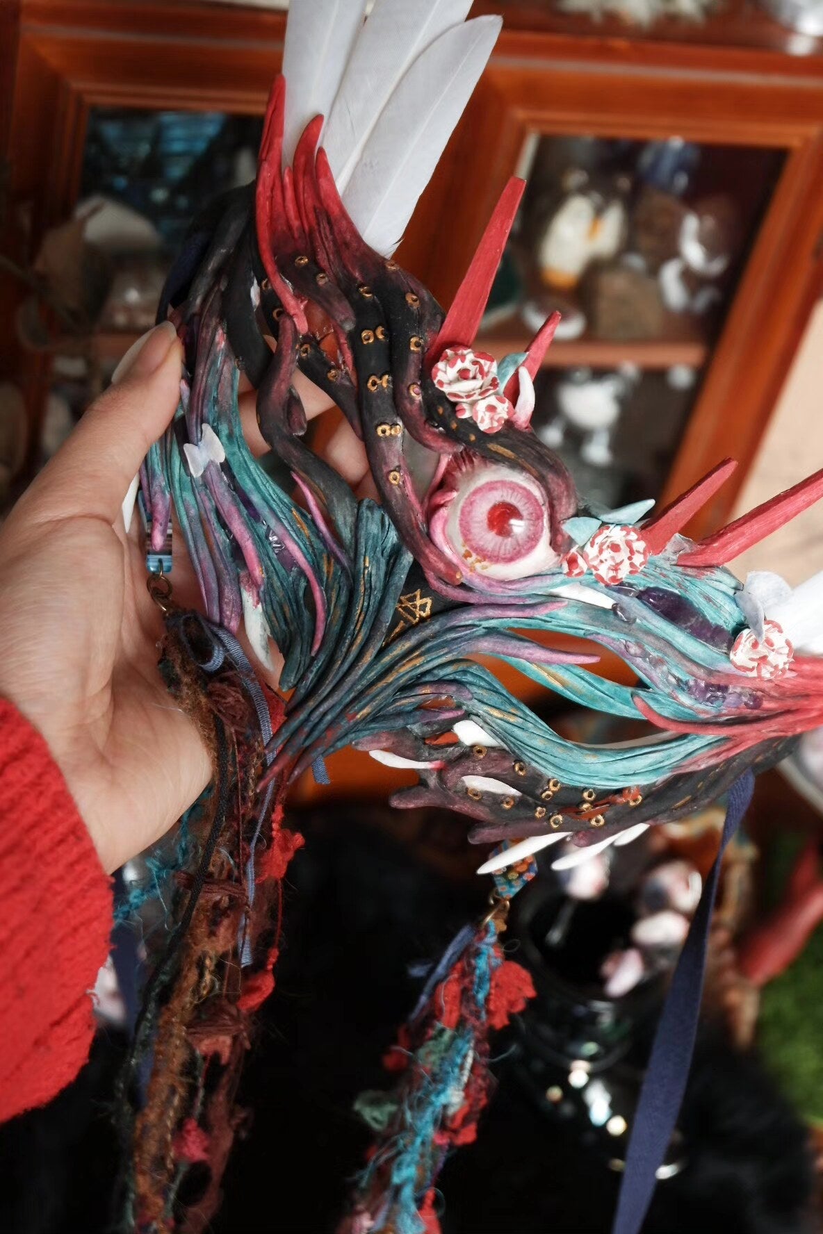 Wearable Mask with Tentacle Eye Design