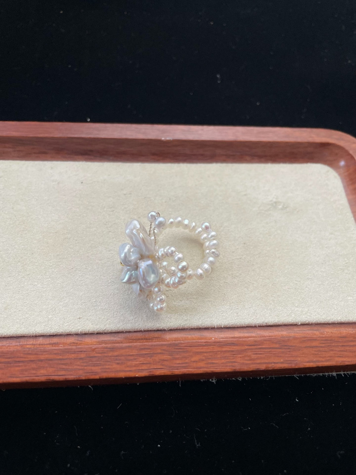 Natural Pearl Flower Ring Butterfly Design