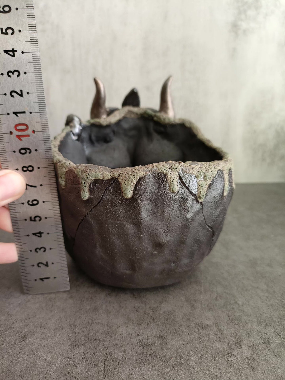 Gothic Skull Planter Ceramic Decor