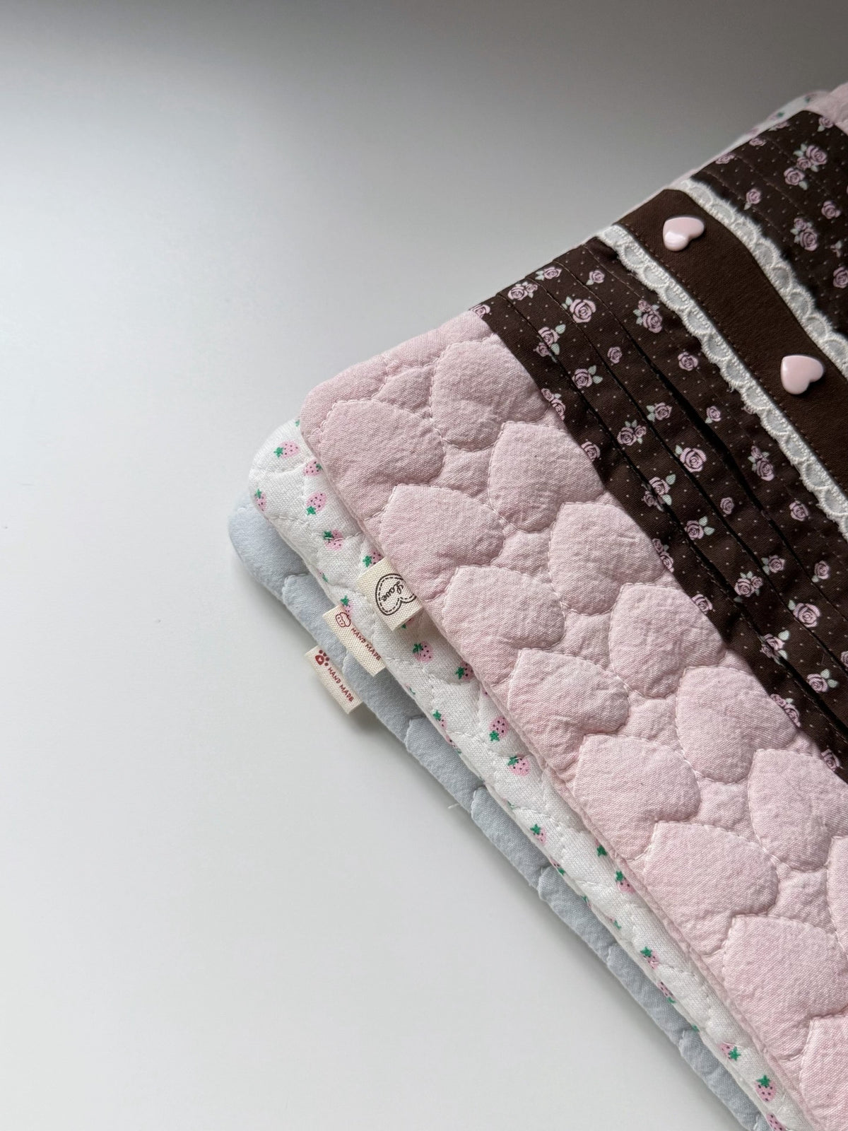 Doll Collar Quilted Storage Bag