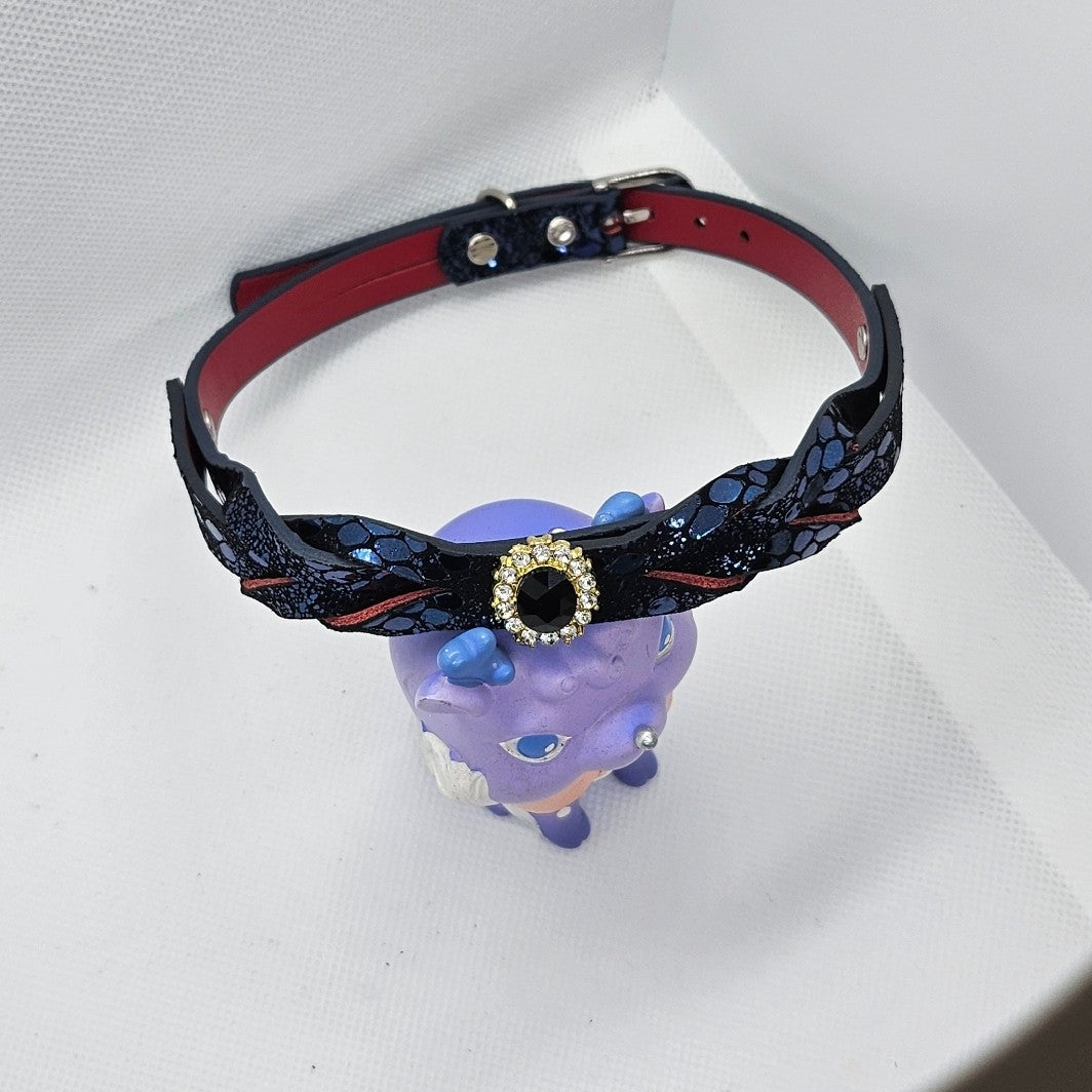 Handcrafted Snake Pattern Leather Choker