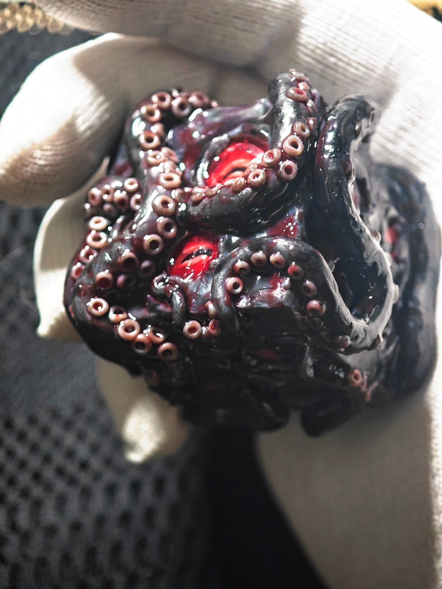 Cthulhu Abyss Dice - Glossy Black with Red Inlays and Tentacle Details