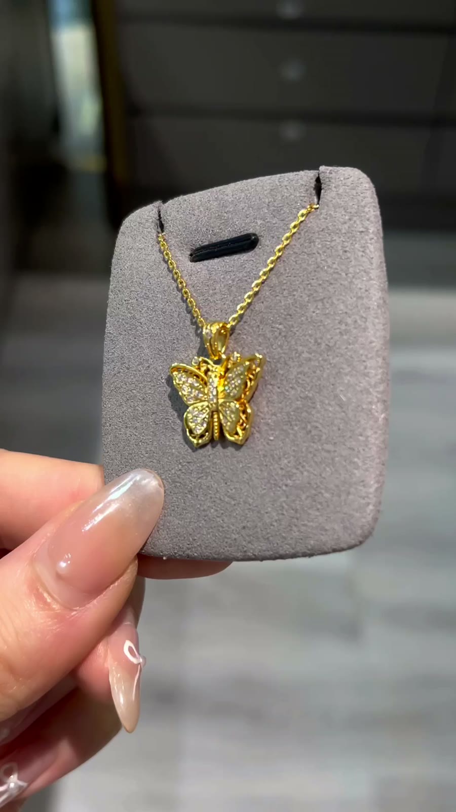 Collana farfalla traforata in argento S925 placcato oro