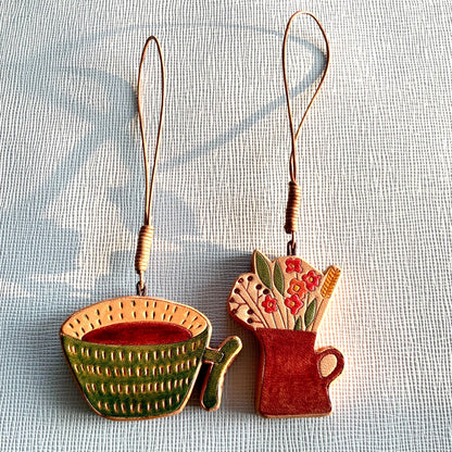 Leather Teacup and Vase Flower Charms Set