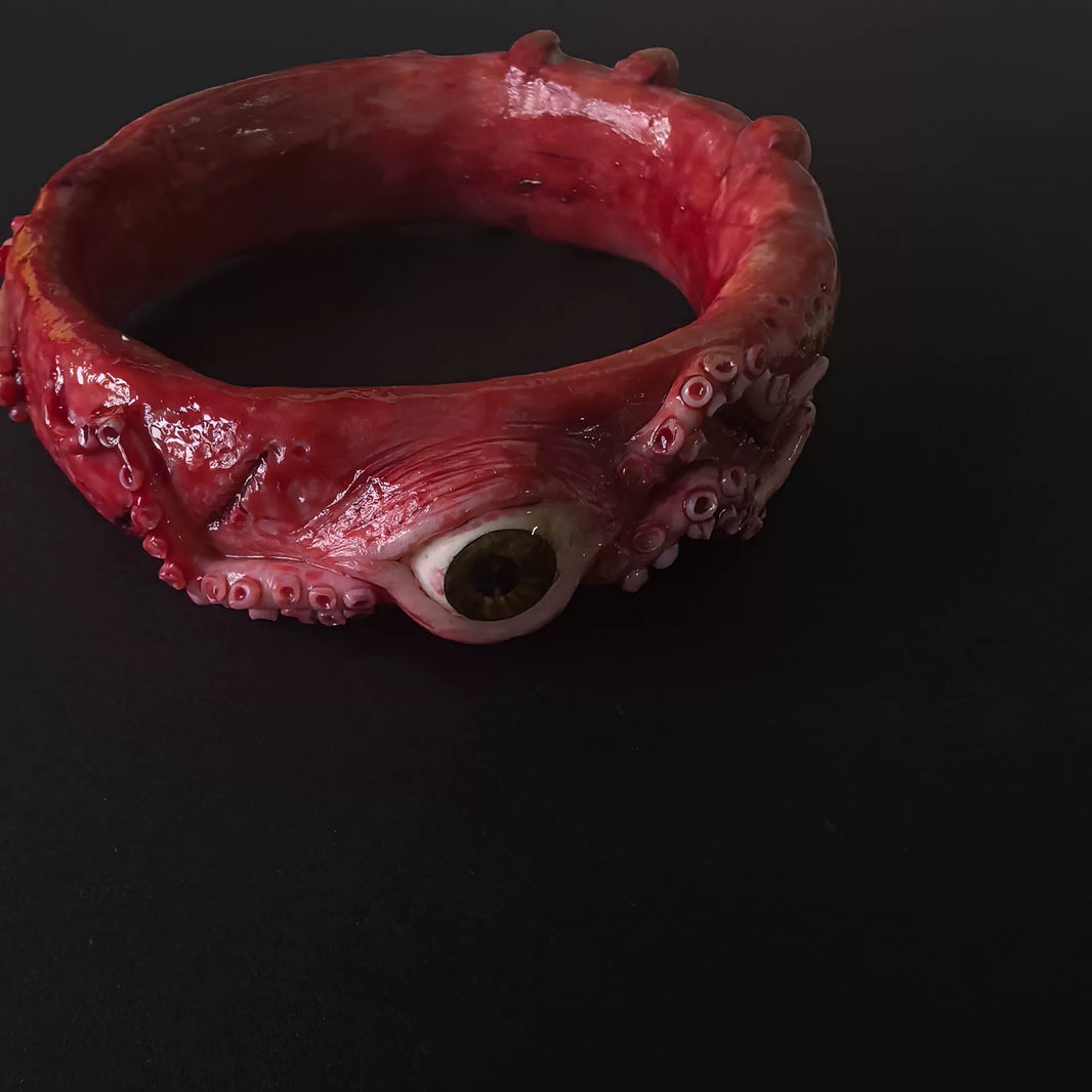 1084511069384 - Image 1
