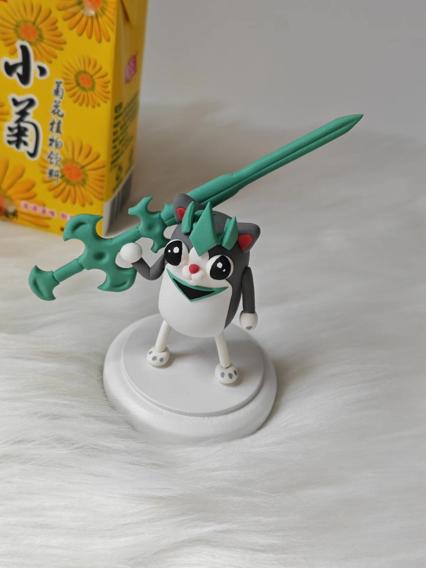 12cm Chibi Anime Figurine with Green Sword and Trident
