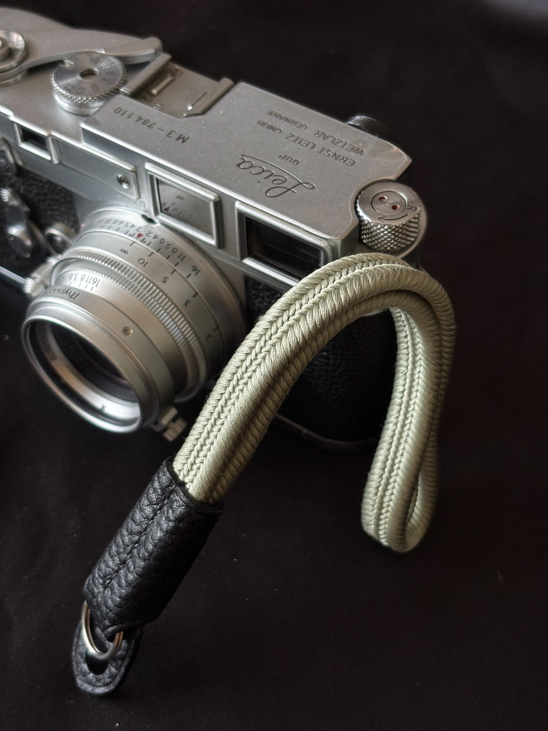 1048172924439 - Image 1