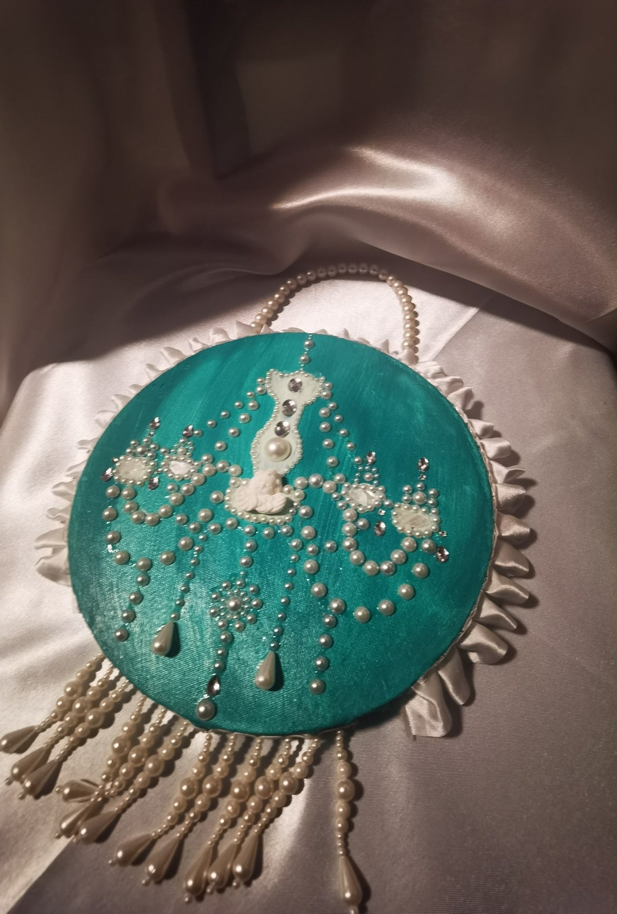Pearl Tassel Wall Hanging Baroque Art